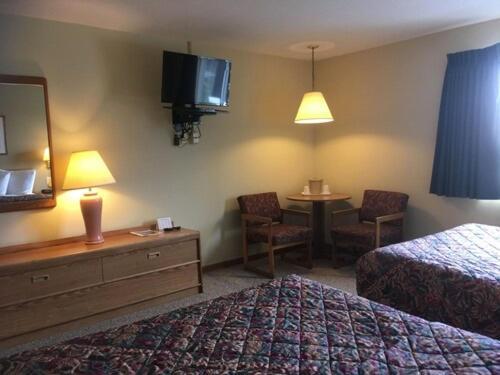 Value Host Hotel Marquette